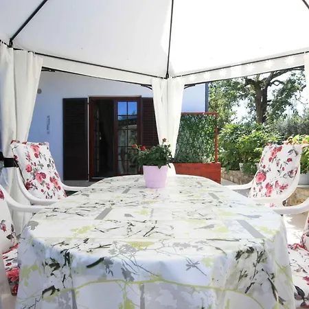 Apartment In Varvari - Istrien 49826 Porec